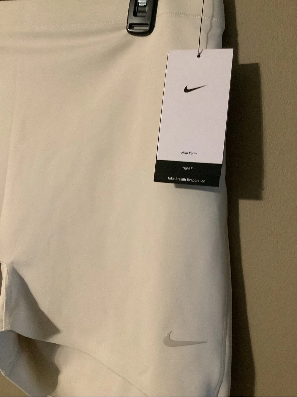 Nike Women’s White Athletic Shorts with Subtle Swoosh
